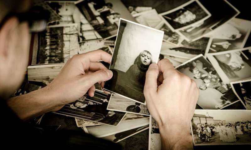 Los recuerdos de eventos pasados ​​conservan una fidelidad notable incluso a medida que envejecemos