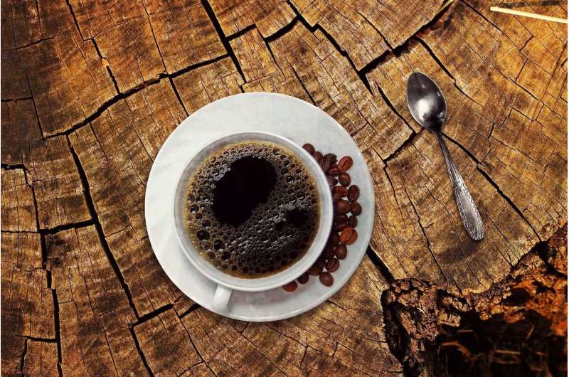 El consumo de café se relaciona con un menor riesgo de lesión renal aguda, según un estudio