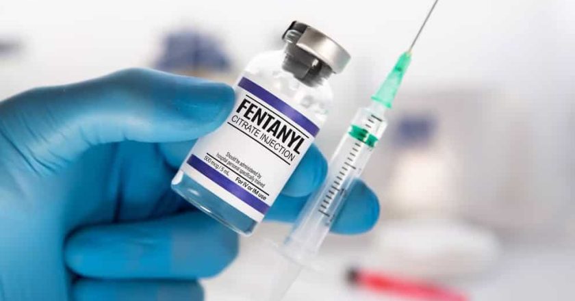 Qué es el fentanilo, una de las drogas más potentes que puede ser letal, y cuál es su uso hospitalario