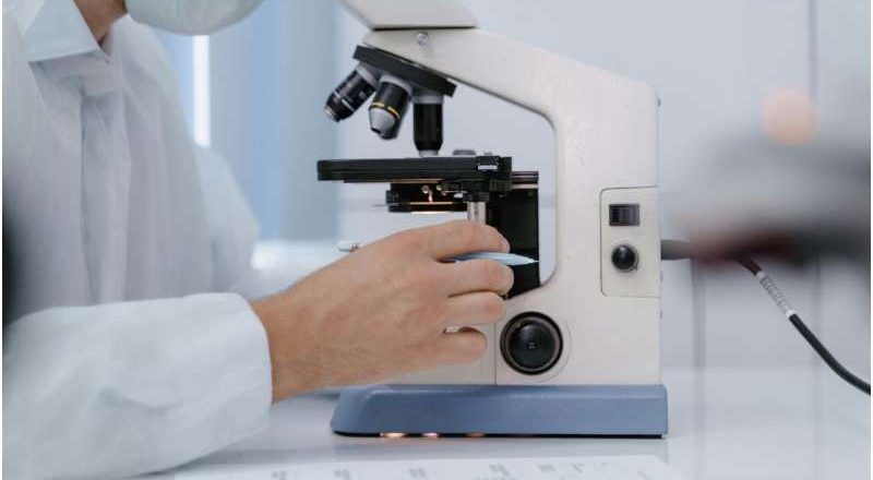 Un tratamiento más amable e inteligente contra la leucemia está transformando vidas