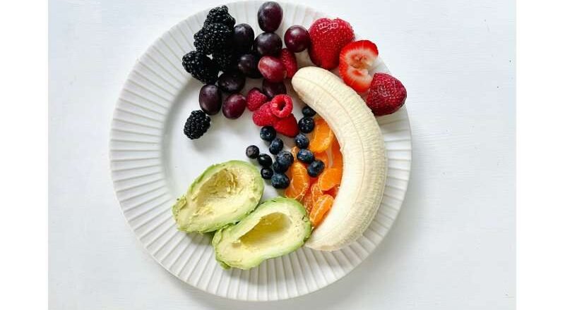 La dieta ‘Mente’ es buena para la salud cognitiva: aquí te mostramos qué alimentos deberías incluir en tu plato