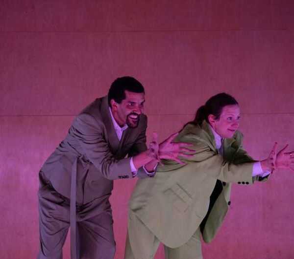 Un estudio sugiere que una actuación de danza en vivo sincroniza las ondas cerebrales