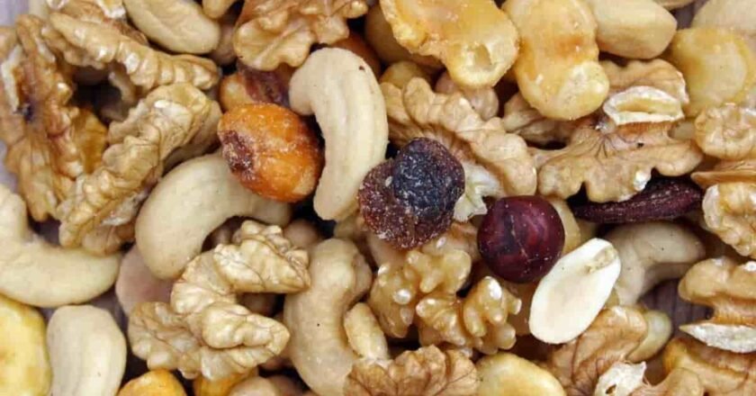 Grave alerta alimentaria en España por presencia de un compuesto químico en alimentos procesados