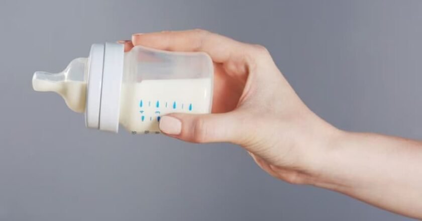 Retiran fórmula para bebés por su posible relación con brote de botulismo infantil: EEUU