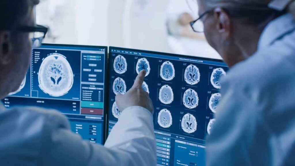 Nano-ERASER genera neuronas en modelos de Alzheimer